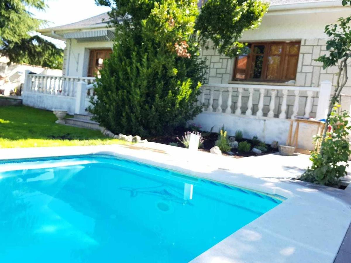 Casa De Campo Con Piscina 12 Personas Valladolid Eksteriør bilde